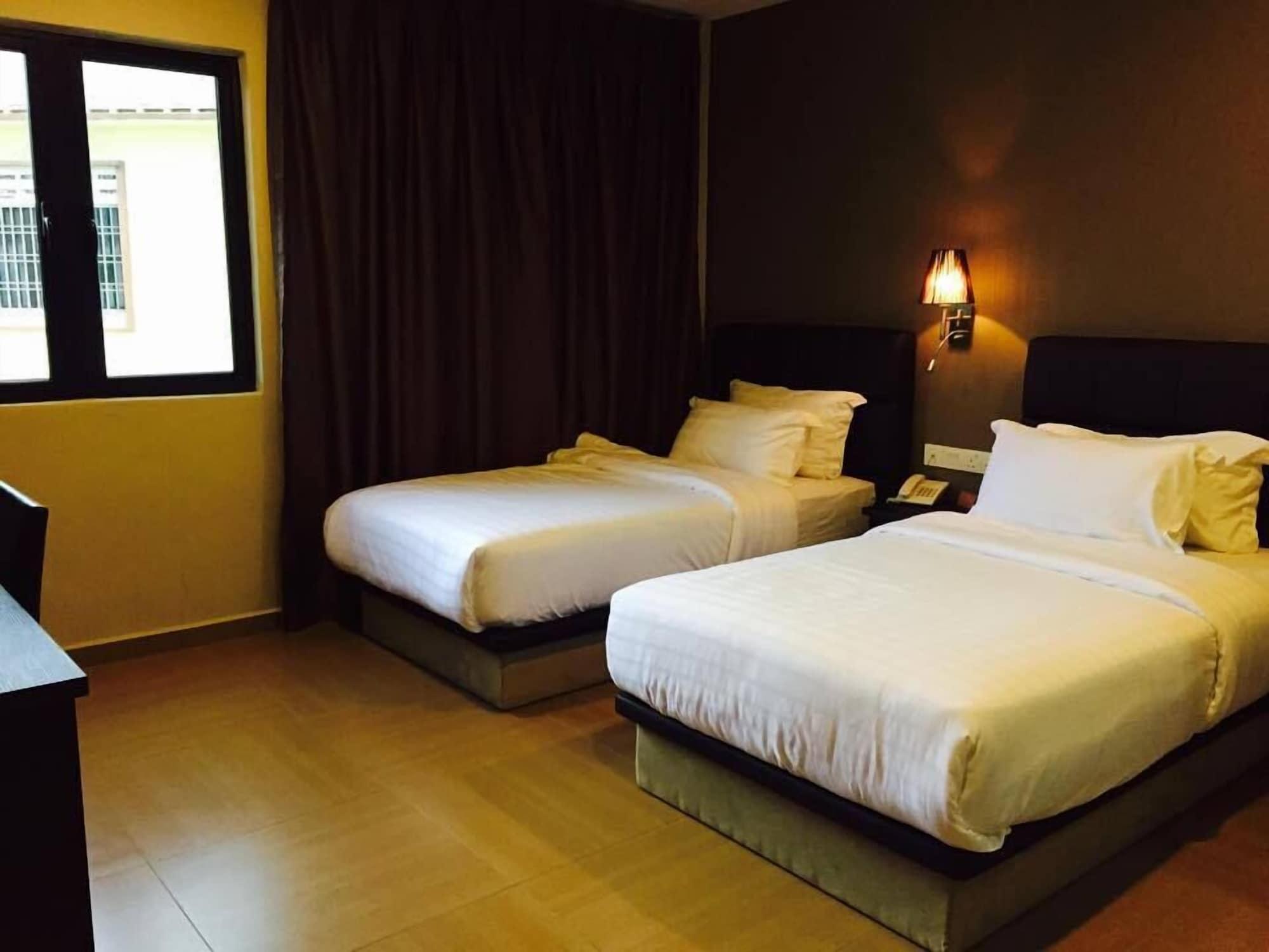 Gl Hotel Kluang Buitenkant foto